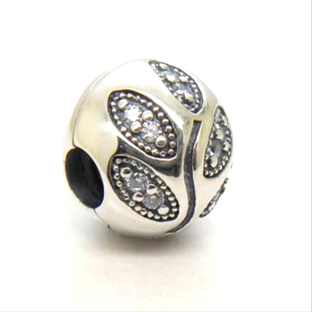 Pandora Silver Sparkling Leaves Clip Lock Charm 925